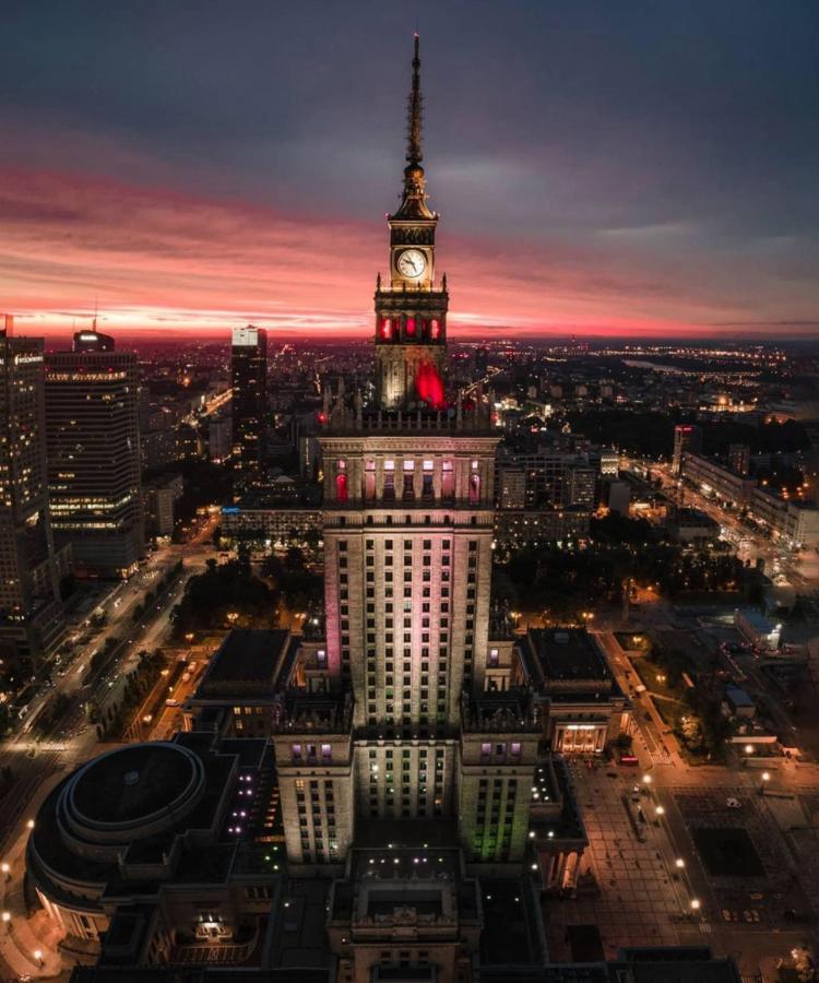 Top Metro X2 Fast Wifi 400 Mbs 70'Tv Netflix Hbo Max Appletv+ Disney+ Варшава Екстер'єр фото