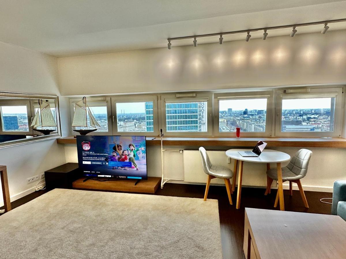 Top Metro X2 Fast Wifi 400 Mbs 70'Tv Netflix Hbo Max Appletv+ Disney+ Варшава Екстер'єр фото
